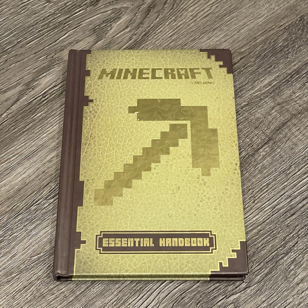 Minecraft Handbook Complete Set 4 Hardcover Mojang Scholastic Redstone‎ Combat - Picture 8 of 11